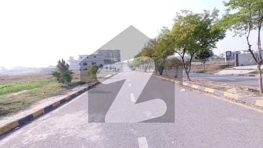 یونیورسٹی ٹاؤن ۔ بلاک اے یونیورسٹی ٹاؤن,اسلام آباد میں 8 مرلہ رہائشی پلاٹ 26.0 لاکھ میں برائے فروخت۔