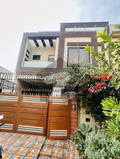 سٹی ہاؤسنگ سوسائٹی گوجرانوالہ میں 4 کمروں کا 5 مرلہ مکان 1.75 کروڑ میں برائے فروخت۔