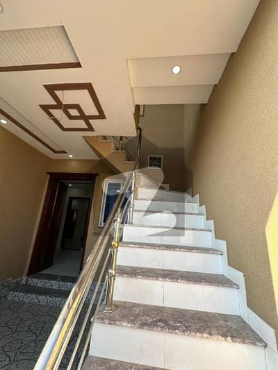 5 Marla Full House with Separate Kitchen for Sale in Tulip Overseas Block, Park View City Lahore