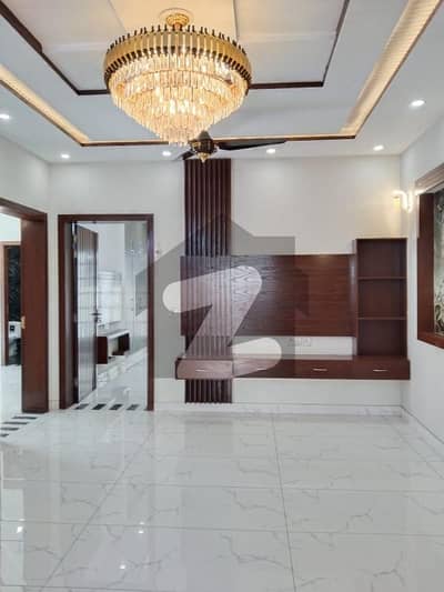 ڈریم گارڈنز ڈیفینس روڈ,لاہور میں 4 کمروں کا 5 مرلہ مکان 2.4 کروڑ میں برائے فروخت۔