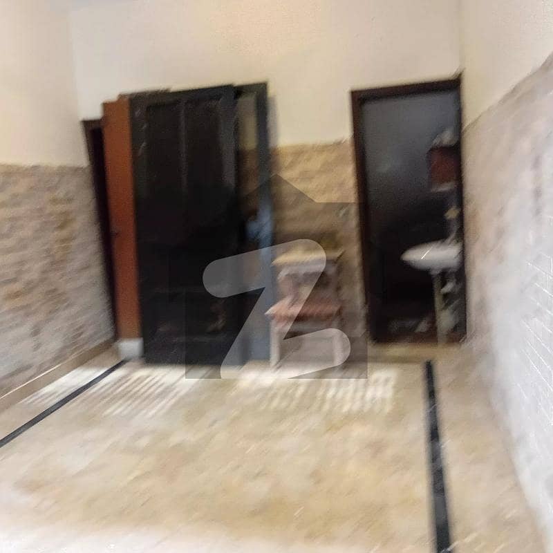 زمان کالونی لاہور میں 3 کمروں کا 6 مرلہ مکان 1.25 لاکھ میں کرایہ پر دستیاب ہے۔ زمان کالونی لاہور میں 3 کمروں کا 6 مرلہ مکان 1.25 لاکھ میں کرایہ پر دستیاب ہے۔