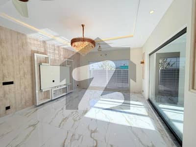 1 Kanal Hot Location Full House In DHA Phase 6