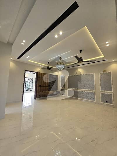 بحریہ ٹاؤن سیکٹر سی بحریہ ٹاؤن,لاہور میں 3 کمروں کا 12 مرلہ بالائی پورشن 75.0 ہزار میں کرایہ پر دستیاب ہے۔