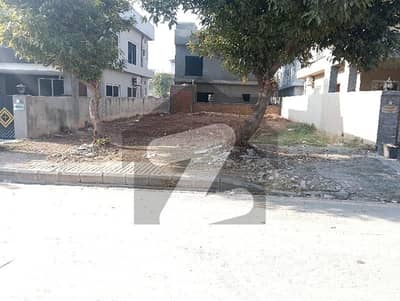 Buliders Location Plot For Sale Bahria Town Phase 8 Rawalpindi Sector E Near to Commercial & Mosque