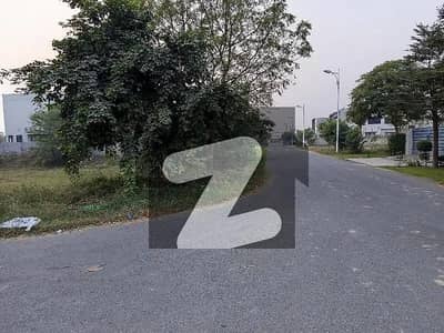 ڈی ایچ اے فیز9 پریزم - بلاک آر ڈی ایچ اے فیز9 پریزم,ڈی ایچ اے ڈیفینس,لاہور میں 10 مرلہ رہائشی پلاٹ 1.9 کروڑ میں برائے فروخت۔ ڈی ایچ اے فیز9 پریزم - بلاک آر ڈی ایچ اے فیز9 پریزم,ڈی ایچ اے ڈیفینس,لاہور میں 10 مرلہ رہائشی پلاٹ 1.9 کروڑ میں برائے فروخت۔