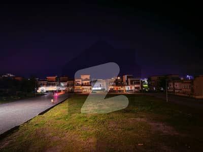 تاج ریزیڈینشیا - گارڈنیا بلاک تاج ریزیڈنسیا,راولپنڈی میں 5 مرلہ رہائشی پلاٹ 82.0 لاکھ میں برائے فروخت۔