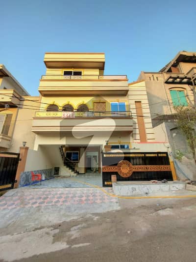 Beautiful 6 Marla Double Storey House - Water Bore
