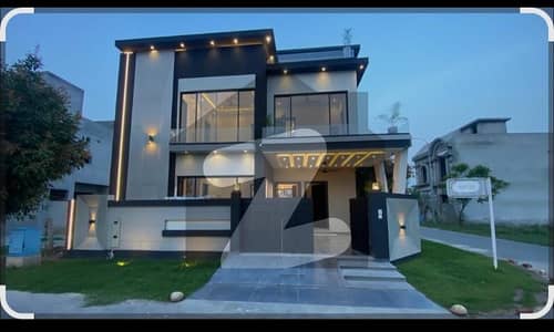 4 Marla corner house for sale