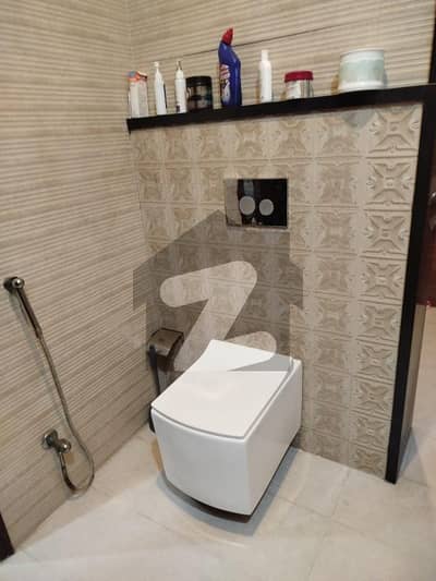 8 Marla House For Rent in Umer Block Bahria Town Lahore