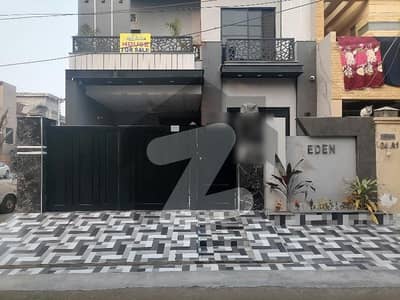 ایڈن بولیوارڈ ہاؤسنگ سکیم کالج روڈ,لاہور میں 6 کمروں کا 8 مرلہ مکان 3.4 کروڑ میں برائے فروخت۔