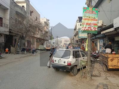 5 Marla Facing Park Old House For Sale