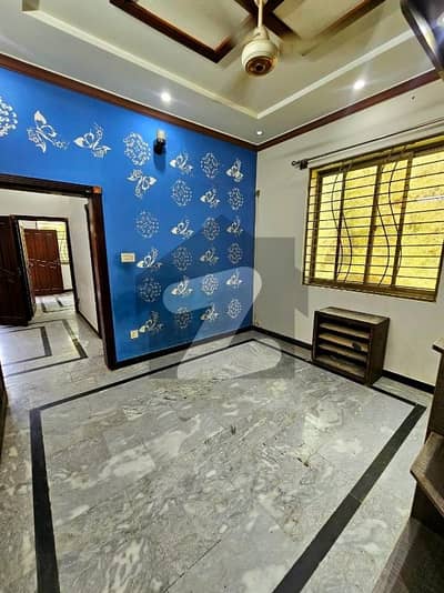 5 Marla Luxury Upper Portion Available Rent In G 14