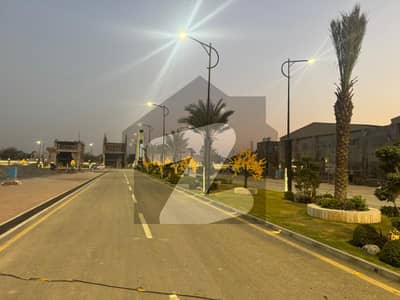 Ideal Commercial Plot In Faisalabad Available For Rs. 250000000