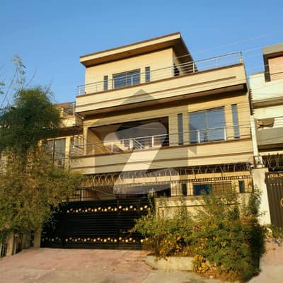 INVESTOR PRICE - 8 Marla Double Storey House For Sale