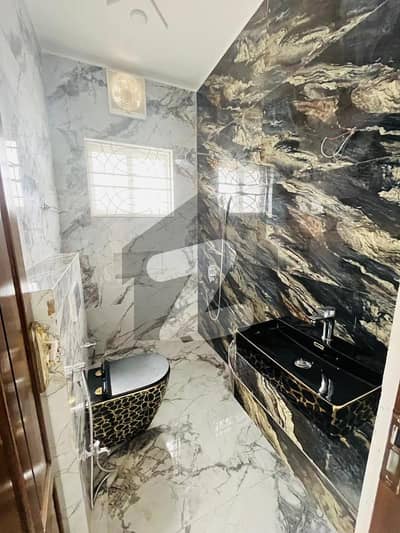 9.5 Marla Designer Corner House For Sale In Sector G