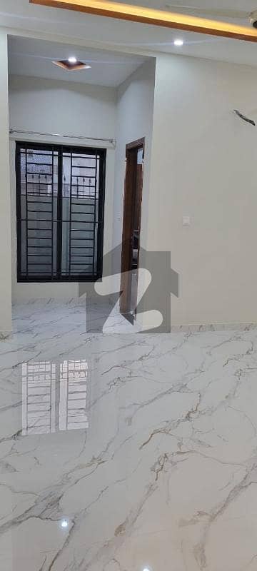 Double Storey'S House With 1 Extra Room