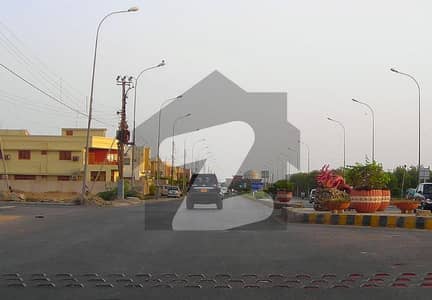 خیابان اتحاد روڈ کراچی میں 1 کنال رہائشی پلاٹ 7.0 کروڑ میں برائے فروخت۔