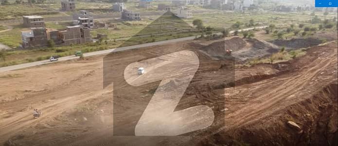 گلبرگ ریزیڈںسیا - اے ایگزیکٹو بلاک گلبرگ ریزیڈنشیا,گلبرگ,اسلام آباد میں 2 کنال رہائشی پلاٹ 3.25 کروڑ میں برائے فروخت۔