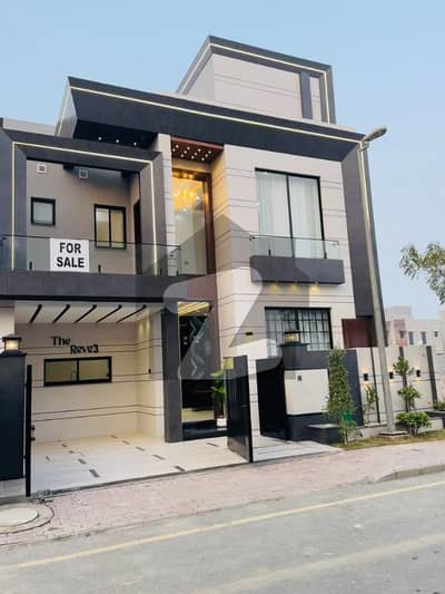 5.33 Marla Brand New House for Sale in Jinnah Block Bahria Town Lahore
