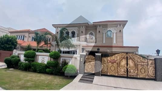 1 KANAL HOUSE AVAILABLE PHASE 5 BLOCK G  FOR RENT 16 KV Solar green metre Lage hue ha