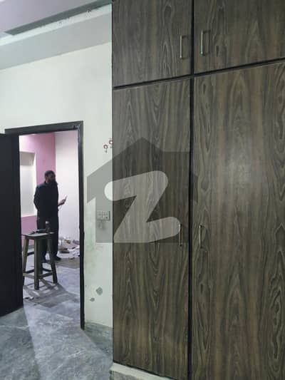 4 Marla Flat Available For Rent