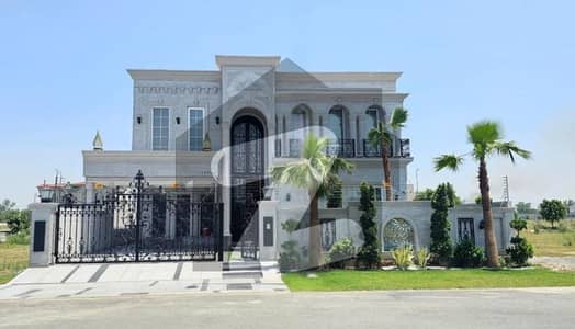 ڈی ایچ اے فیز 7 - بلاک یو فیز 7,ڈیفنس (ڈی ایچ اے),لاہور میں 5 کمروں کا 1 کنال مکان 9.0 کروڑ میں برائے فروخت۔