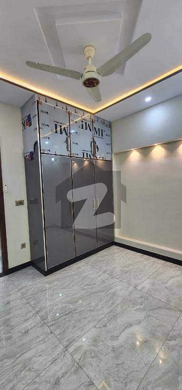 پارک ویو سٹی لاہور میں 3 کمروں کا 3 مرلہ مکان 90.0 لاکھ میں برائے فروخت۔