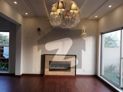 ONE KANAL BEAUTIFUL HOUSE AT PRIME LOCATION FOR RENT IN DHA PHASE 6 LAHORE