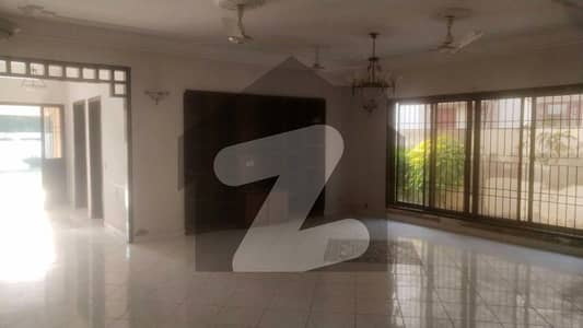 1000 Yards Bungalow Best For Office & Rental Income