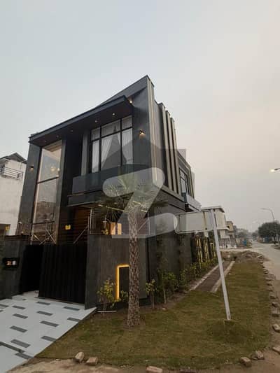 Elegant 5 Marla House For Sale Spacious Design & Premium Finishing