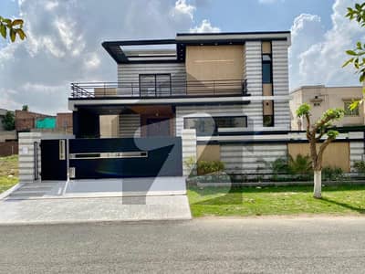 1 Kanal Modern Designed Luxury Bungalow For Sale At Prime Location In DHA Phase 7.