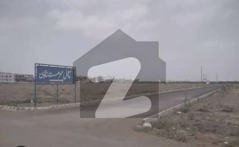 Corner,West Open Residential Plot For Sale In 400 Square Yards Karachi