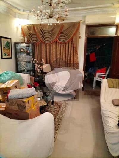 Perfect Flat In The Most Ideal Location Of Gulshan-E-Iqbal