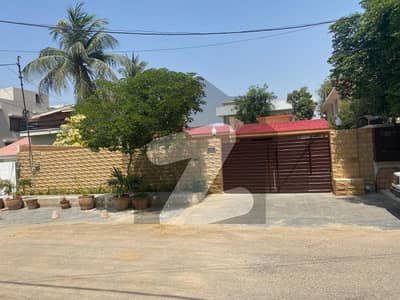 ڈی ایچ اے فیز 5 ڈی ایچ اے ڈیفینس,کراچی میں 3 کمروں کا 1 کنال مکان 10.9 کروڑ میں برائے فروخت۔