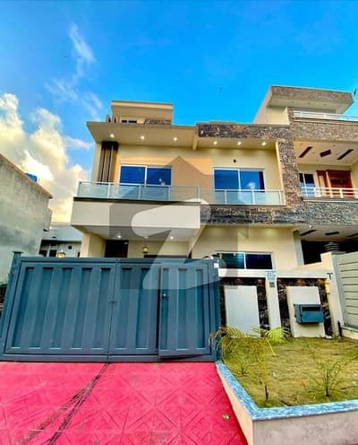 جی ۔ 13 اسلام آباد میں 4 کمروں کا 4 مرلہ مکان 1.2 لاکھ میں کرایہ پر دستیاب ہے۔