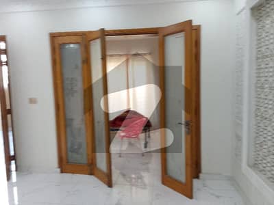 Good Location 5 Marla House Up For Sale In DC Colony