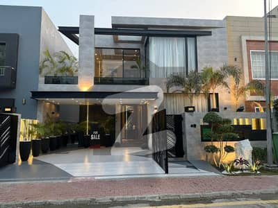 1 KANAL BRAND NEW LUXURY MODERN HOUSE WITH BASEMENT FACING PARK AVAILABLE FOR RENT IN DHA PHASE 8 BLOCK-U LAHORE. 15kw solar system pre installed. Facing park. Modern security system and hls alarm gas available.