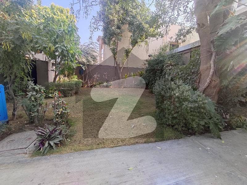 ڈی ایچ اے فیز 8 ڈی ایچ اے ڈیفینس,کراچی میں 2 کمروں کا 1 کنال بالائی پورشن 2.25 لاکھ میں کرایہ پر دستیاب ہے۔ ڈی ایچ اے فیز 8 ڈی ایچ اے ڈیفینس,کراچی میں 2 کمروں کا 1 کنال بالائی پورشن 2.25 لاکھ میں کرایہ پر دستیاب ہے۔