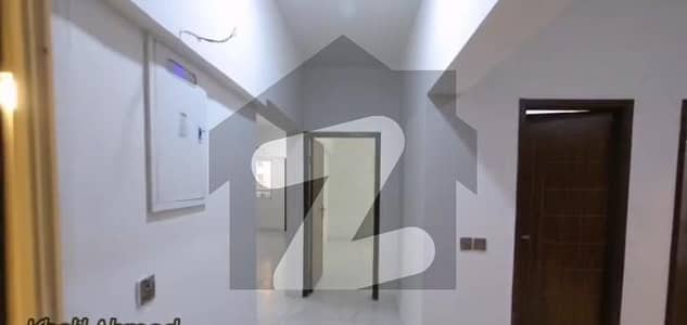 گلشن اقبال - بلاک 13-ڈی2 گلشنِ اقبال,گلشنِ اقبال ٹاؤن,کراچی میں 3 کمروں کا 8 مرلہ فلیٹ 2.48 کروڑ میں برائے فروخت۔