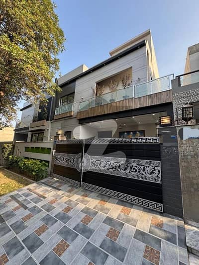 Modern Luxury: 10 Marla Brand New House for Sale