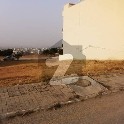 10 MARLA READY PLOT BAHRIA TOWN