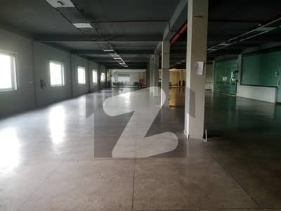 آئی ۔ 9 اسلام آباد میں 3 کنال دفتر 30.0 لاکھ میں کرایہ پر دستیاب ہے۔