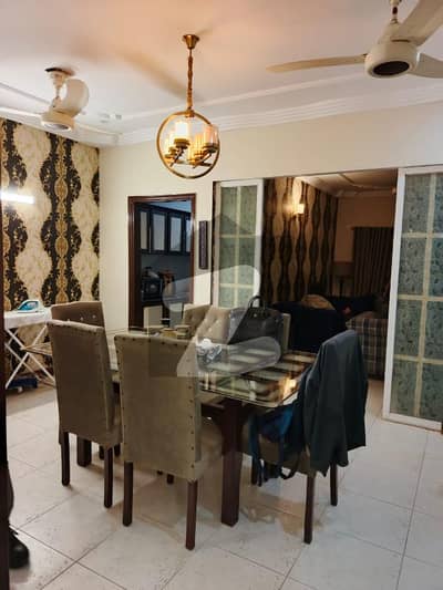 2 Bed dd apartment for rent 3rd floor with lift