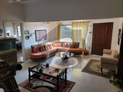 بھٹائی کالونی کورنگی,کراچی میں 3 کمروں کا 4 مرلہ فلیٹ 1.15 کروڑ میں برائے فروخت۔