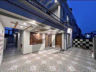 Prime 10 Marla Slightly Used Home For Sale In DHA Phase 3