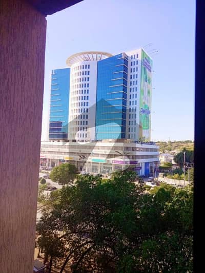 1500 Sq. Ft. Office For Rent - Main Shahrah-E-Faisal