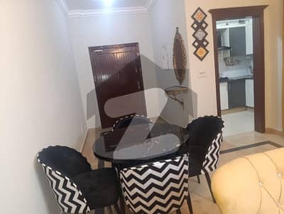 ایف ۔ 11 مرکز ایف ۔ 11,اسلام آباد میں 2 کمروں کا 6 مرلہ فلیٹ 1.8 لاکھ میں کرایہ پر دستیاب ہے۔