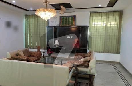 House For sale In Beautiful Gulberg