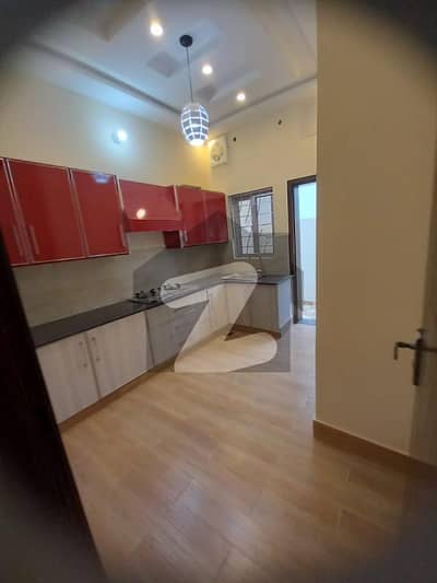 بحریہ آرچرڈ لاہور میں 3 کمروں کا 5 مرلہ مکان 1.3 کروڑ میں برائے فروخت۔