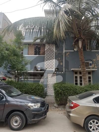 Prime Location 200 Square Yards House In Jamshed Town Of Karachi Is Available For Sale